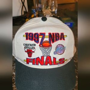 1997 NBA finals Hat - Chicago Bulls vs Utah Jazz - rare hat!